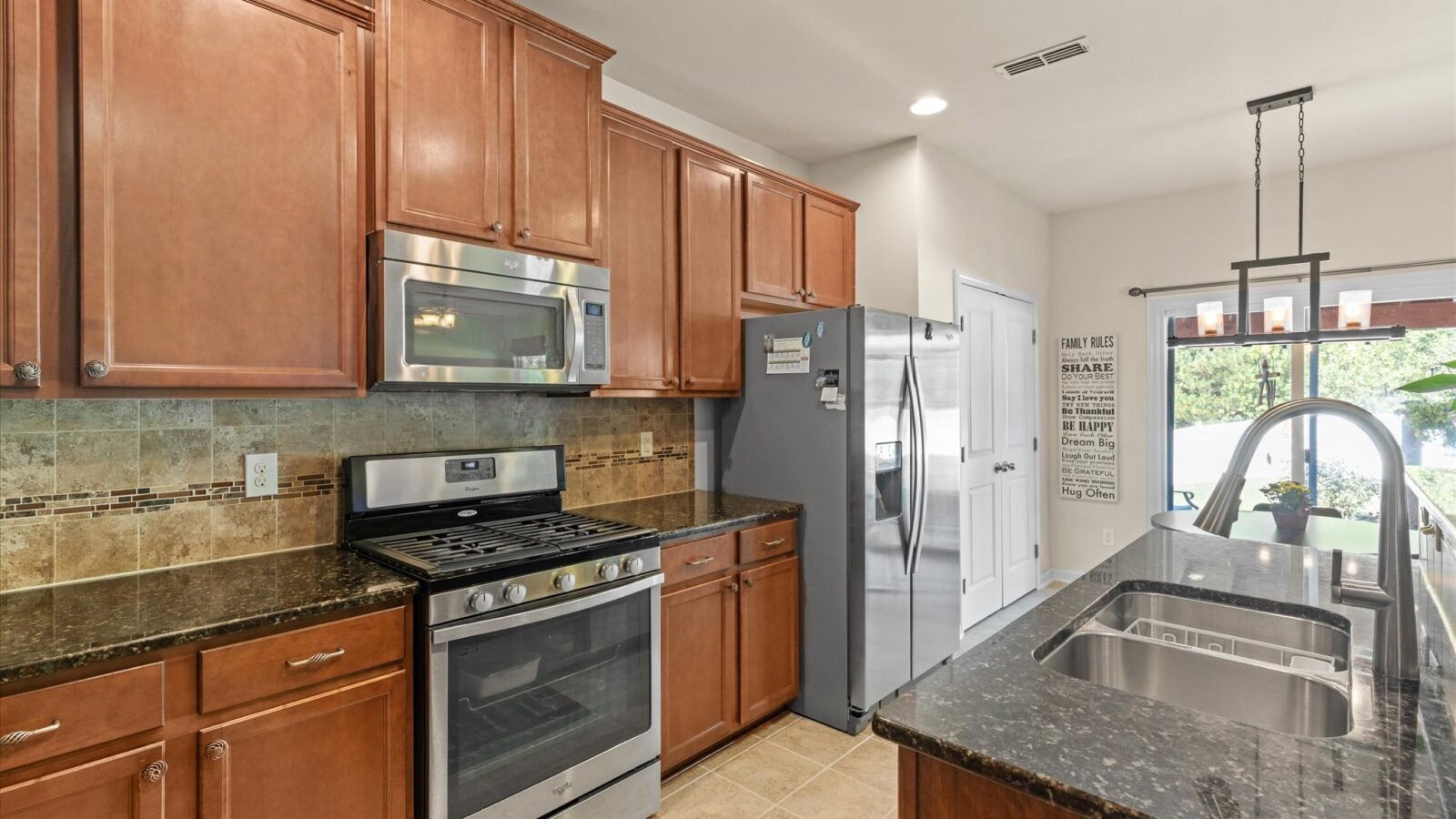 908 Merchants Court Sanford, NC 27330 — 14