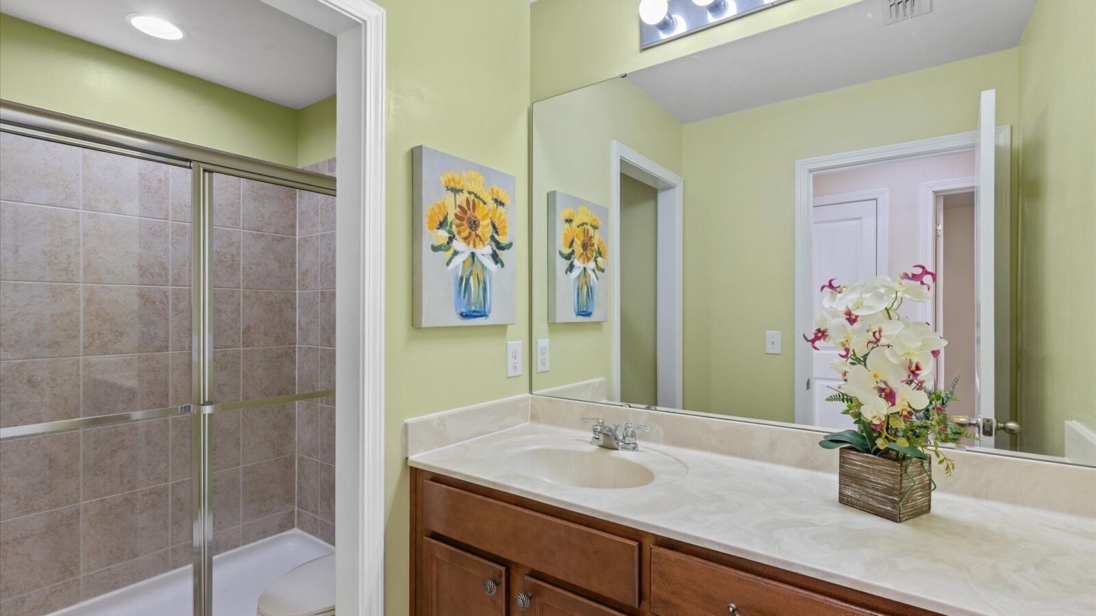 908 Merchants Court Sanford, NC 27330 — 36
