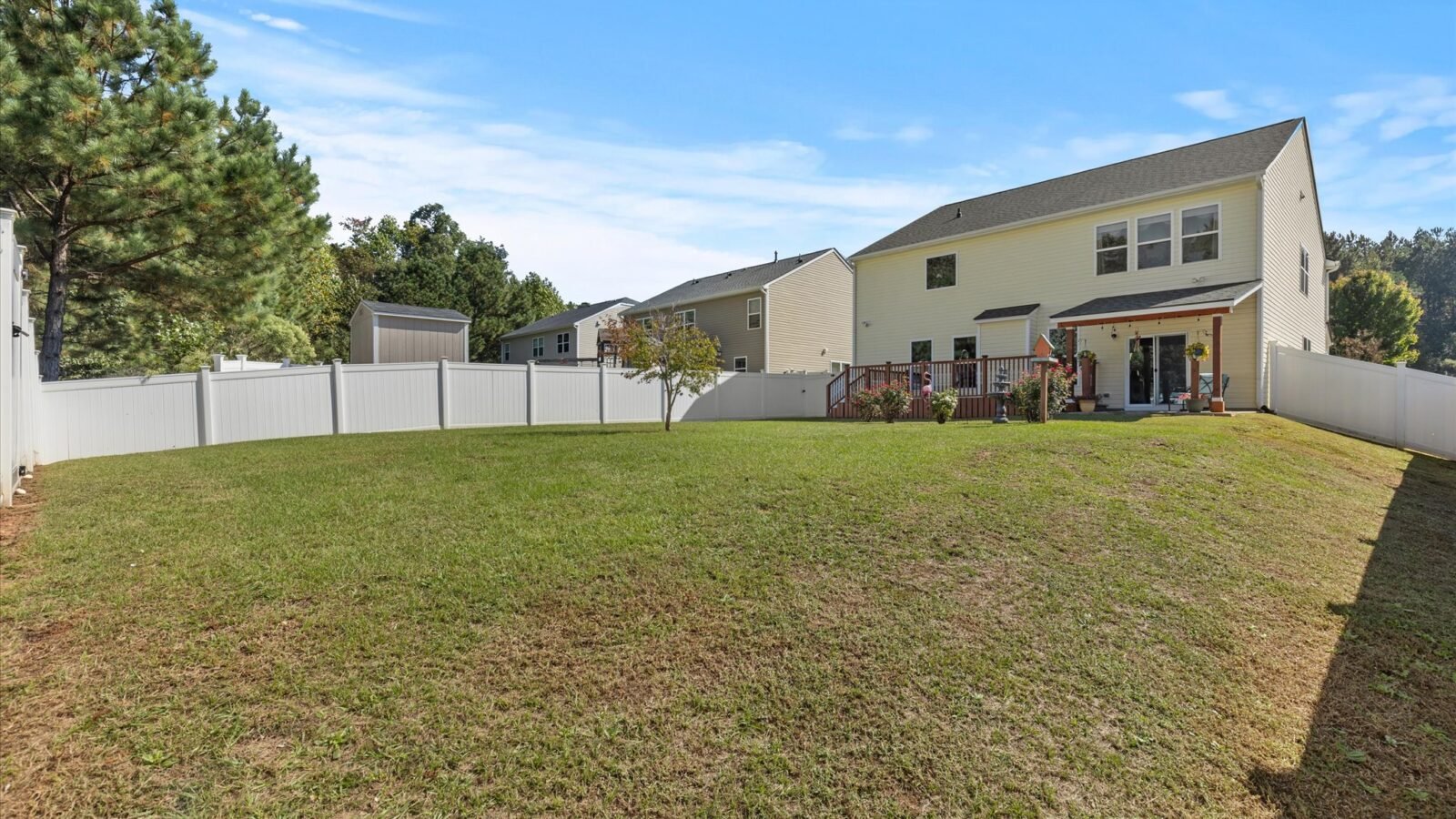 908 Merchants Court Sanford, NC 27330 — 49
