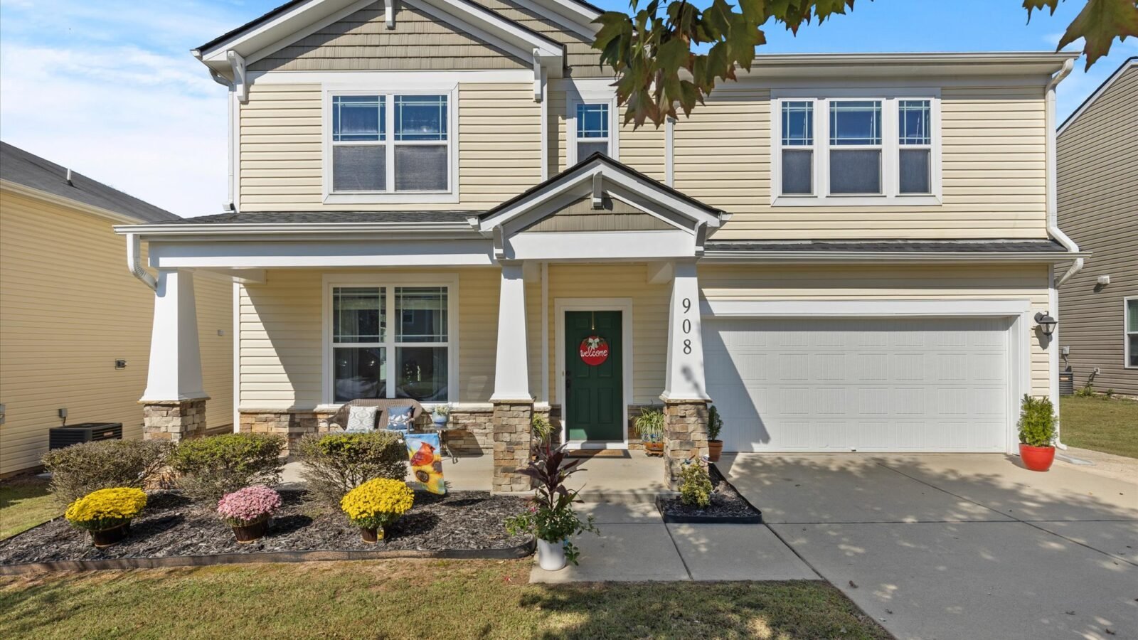 $395,000 908 Merchants Ct, Sanford, NC 27330 — 2